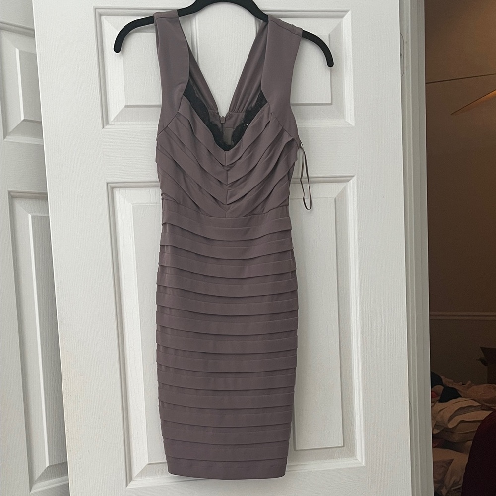 Elegant Sleeveless Dress in beige